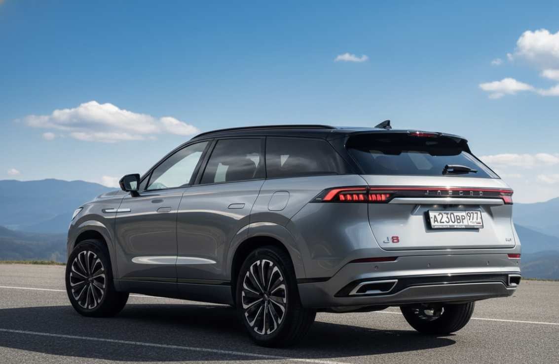 لوکانو L8: پادشاه دوگانهٔ شهر و بیراهه؛ چرا بهترین انتخاب است؟